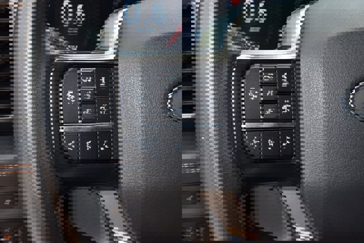 Certified 2024 Ford Expedition Max Platinum image 24