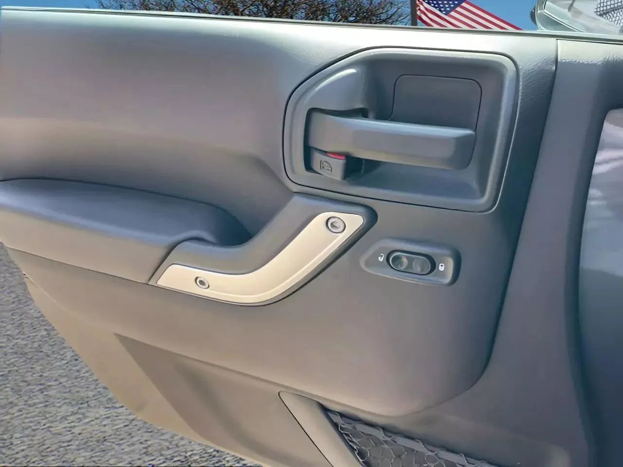 Used 2018 Jeep Wrangler Unlimited Rubicon w/ Cold Weather Group image 30