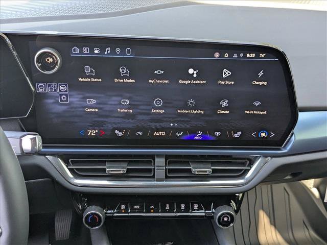 New 2026 Chevrolet Equinox EV LT w/ LPO, Blackout Package FWD image 12