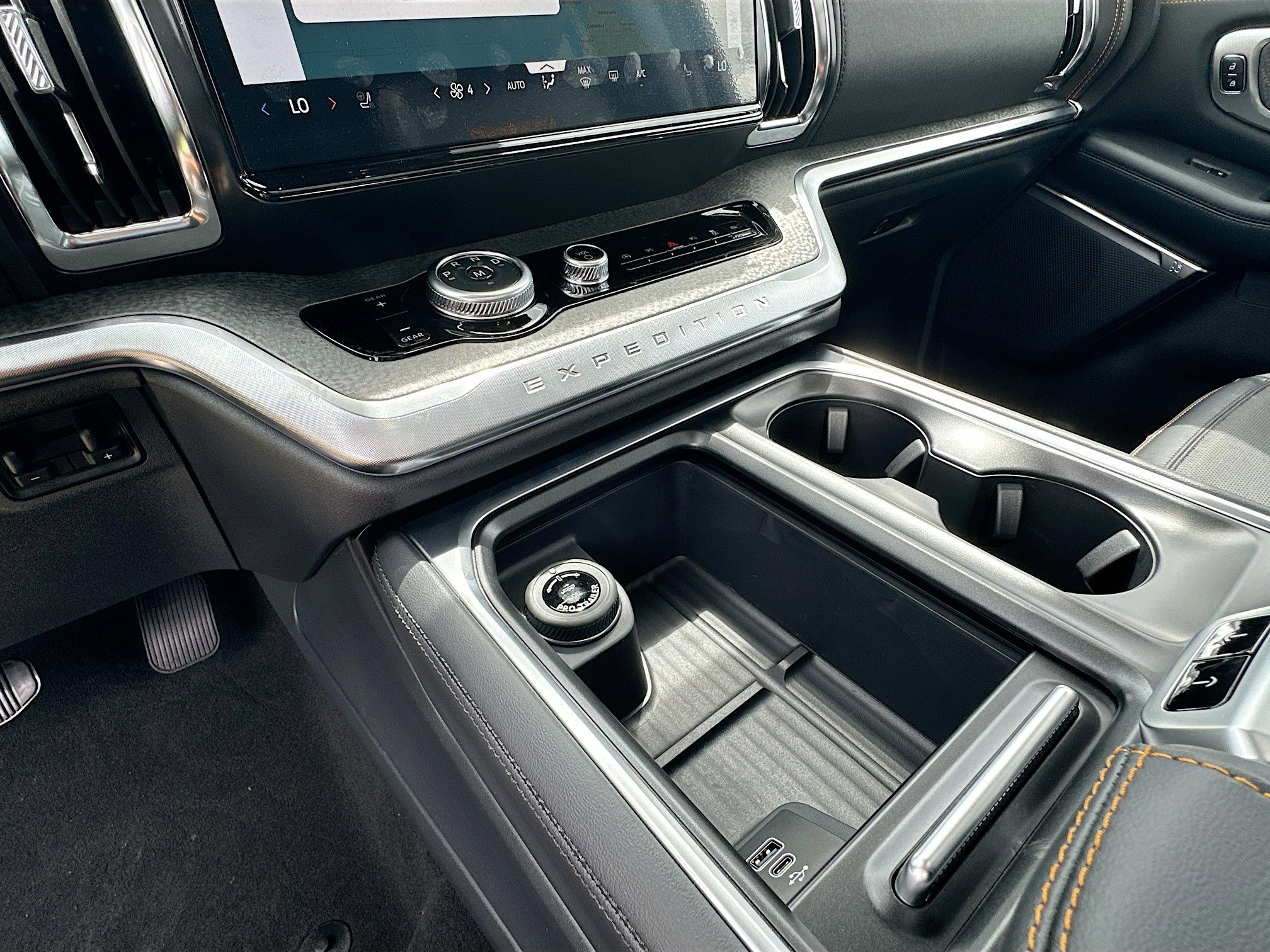 New 2026 Ford Expedition Tremor image 23