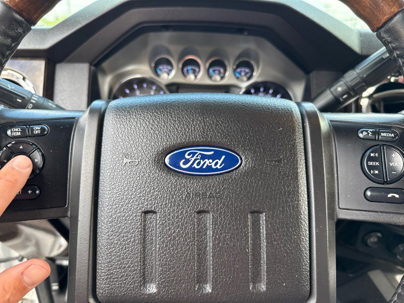 Used 2016 Ford F350 Platinum w/ Snow Plow Prep Package image 19