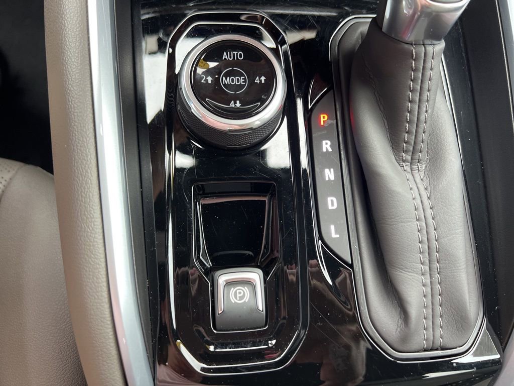 Used 2025 Chevrolet Colorado ZR2 AWD/4WD image 28