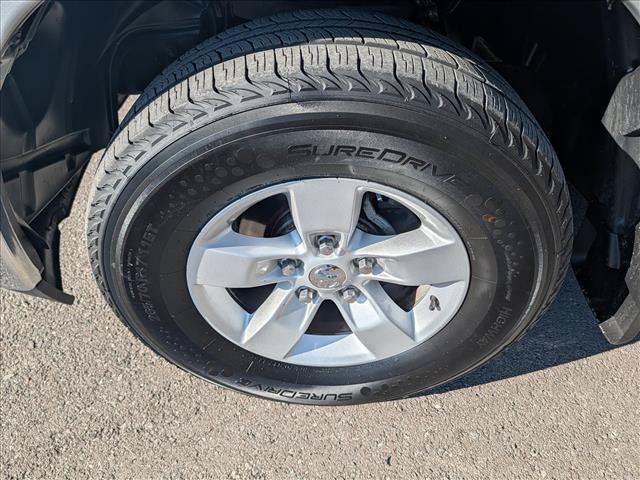 Used 2017 RAM 1500 ST w/ SXT Appearance Group AWD/4WD image 9