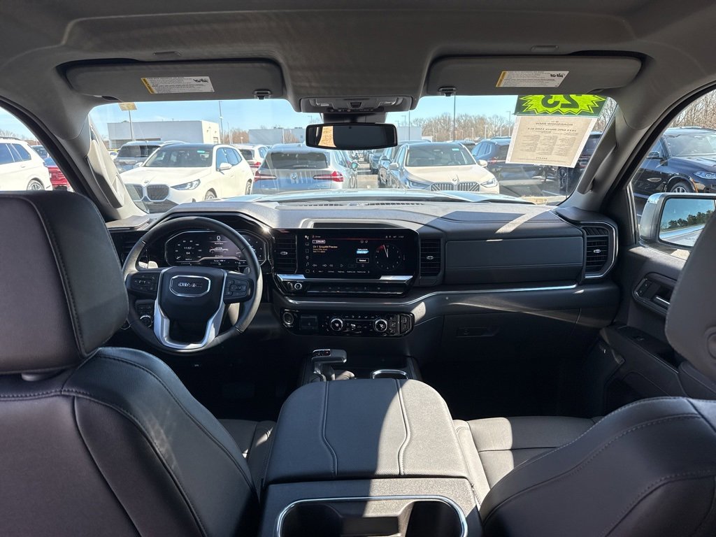 Used 2023 GMC Sierra 1500 SLT w/ SLT Premium Package image 17