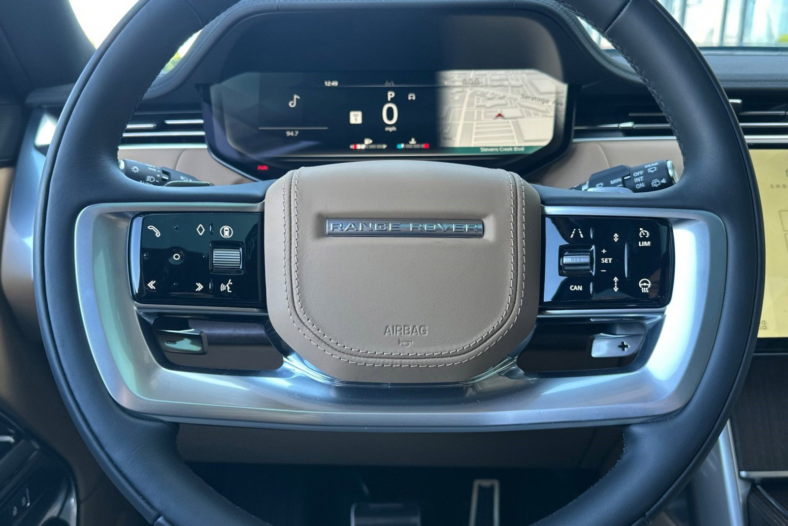 New 2026 Land Rover Range Rover SE image 16