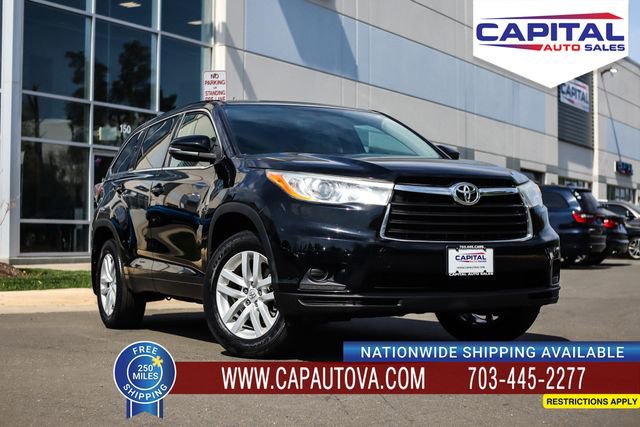 Used 2014 Toyota Highlander LE AWD/4WD image 1
