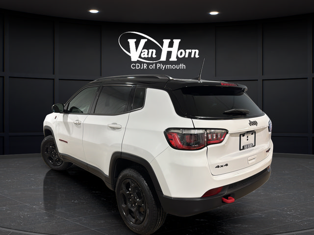 Used 2023 Jeep Compass Trailhawk w/ Sun and Sound Group AWD/4WD image 5
