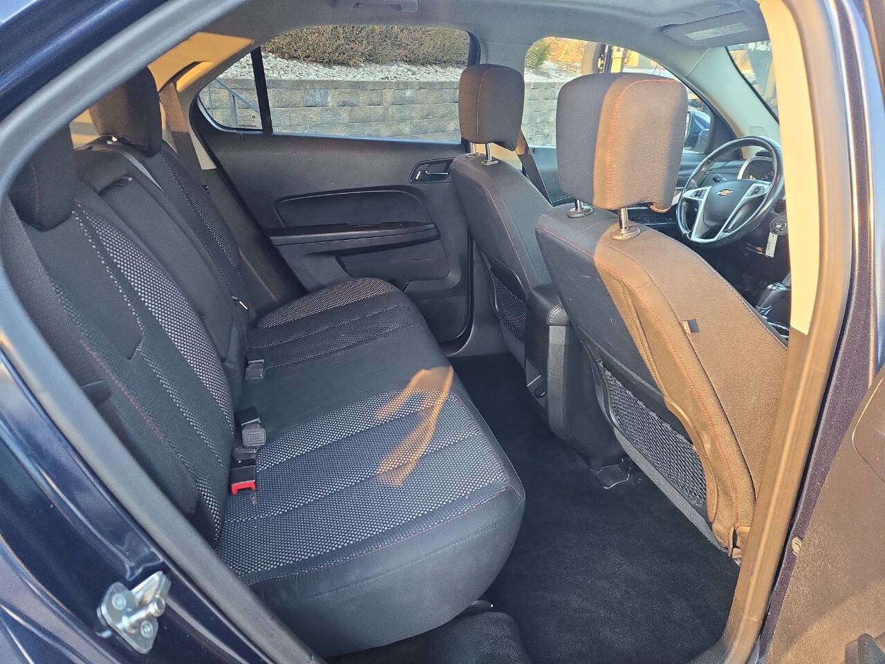 Used 2017 Chevrolet Equinox LT w/ Convenience Package image 22