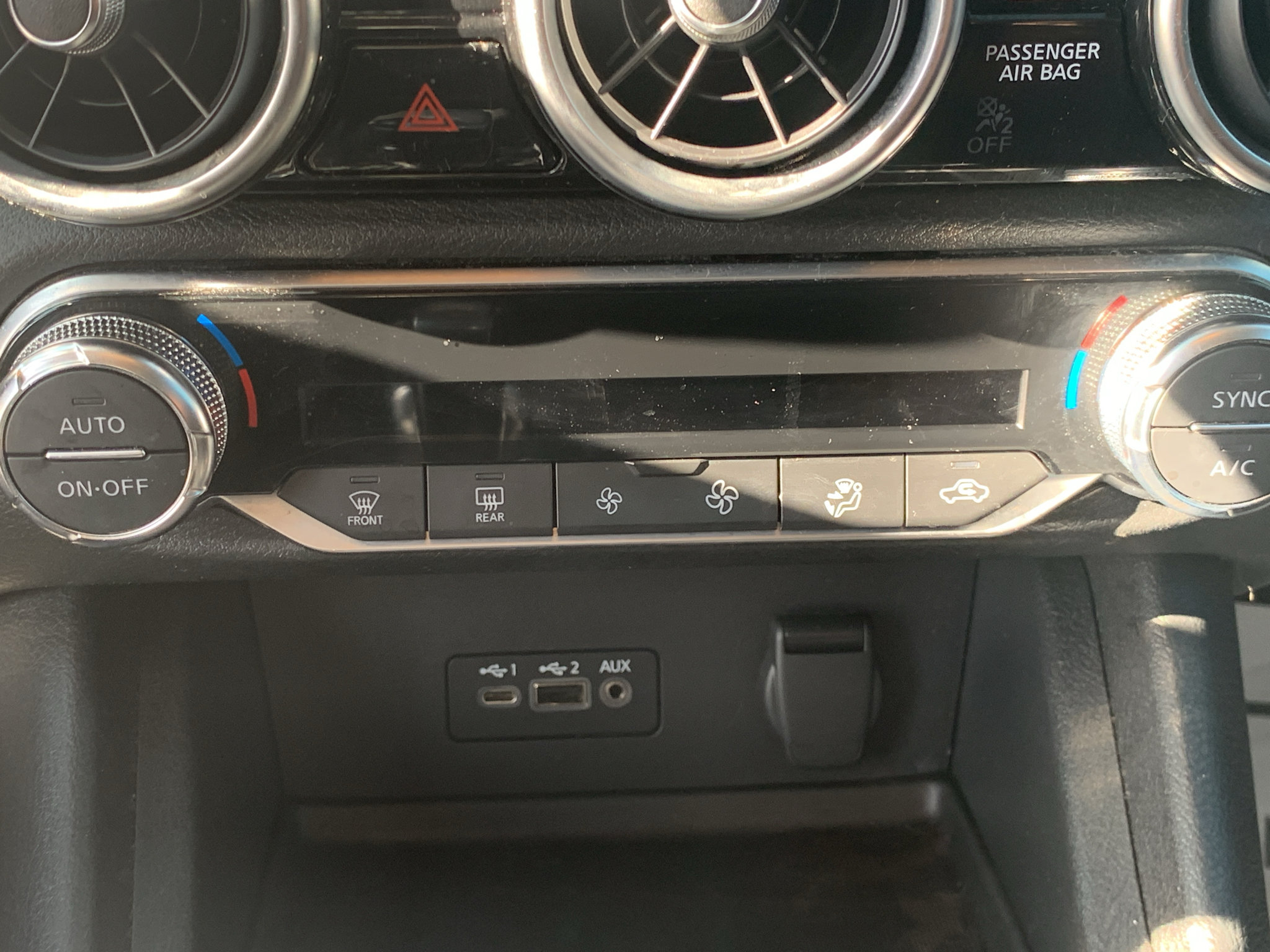 Used 2023 Nissan Sentra SR w/ Trunk Package FWD image 18