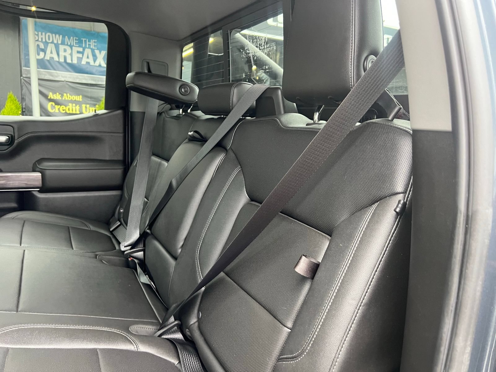 Used 2019 Chevrolet Silverado 1500 LTZ w/ LTZ Convenience Package AWD/4WD image 28