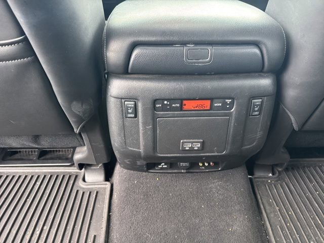 Used 2017 Nissan Armada Platinum image 11