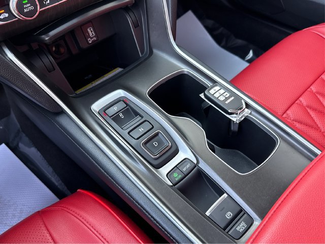 Used 2018 Honda Accord Touring image 37