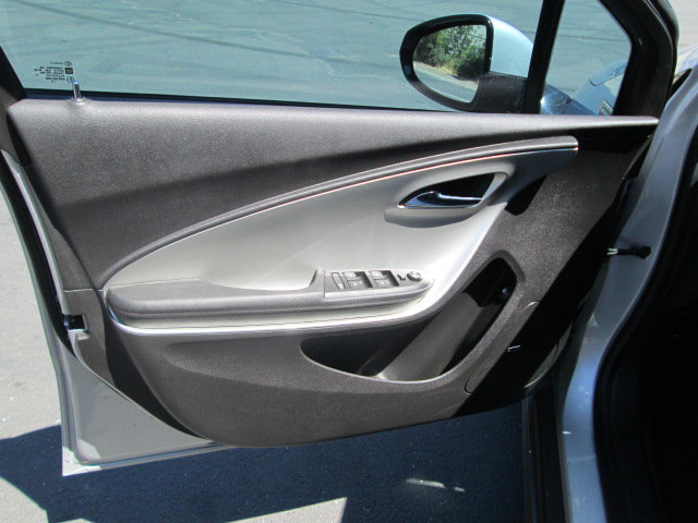 Used 2014 Chevrolet Volt Premium w/ Premium Trim Package image 17