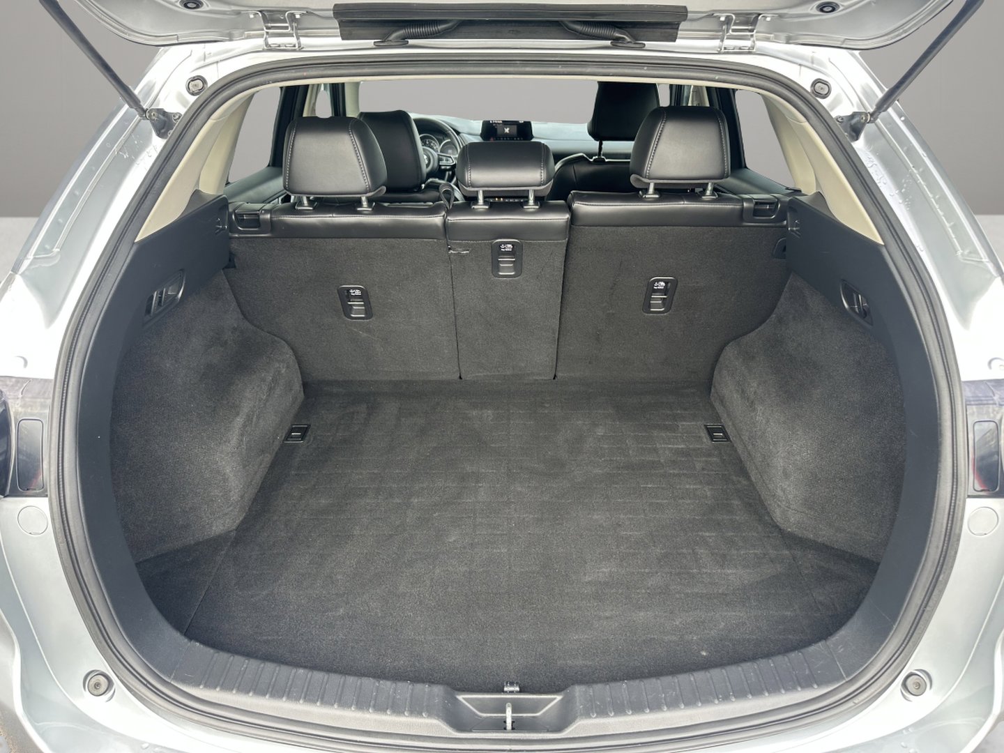 Used 2019 MAZDA CX-5 Touring image 7