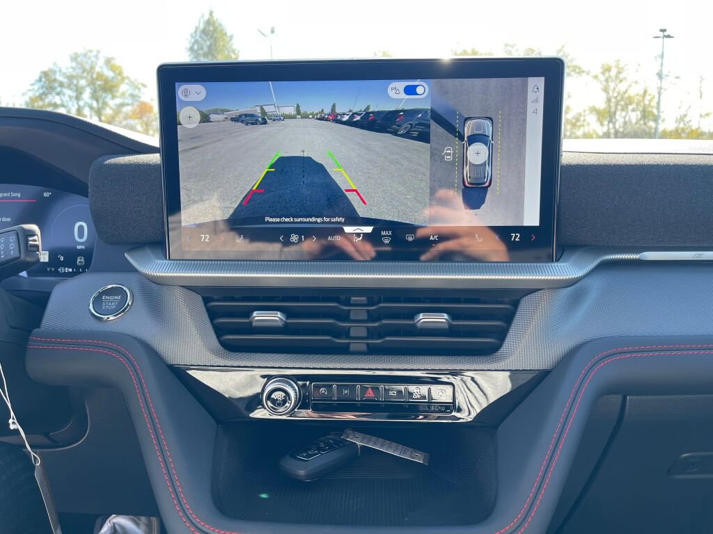 New 2026 Ford Explorer ST-Line image 9