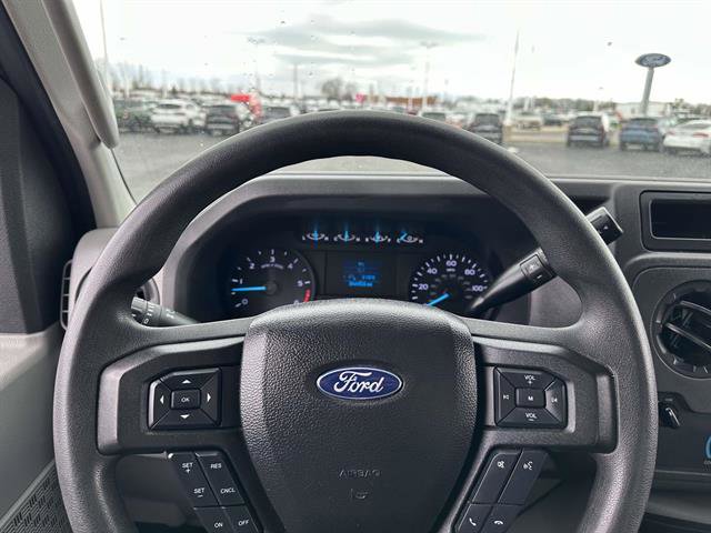 Used 2024 Ford E-450 and Econoline 450 Super Duty w/ Power Windows & Locks Group RWD image 18