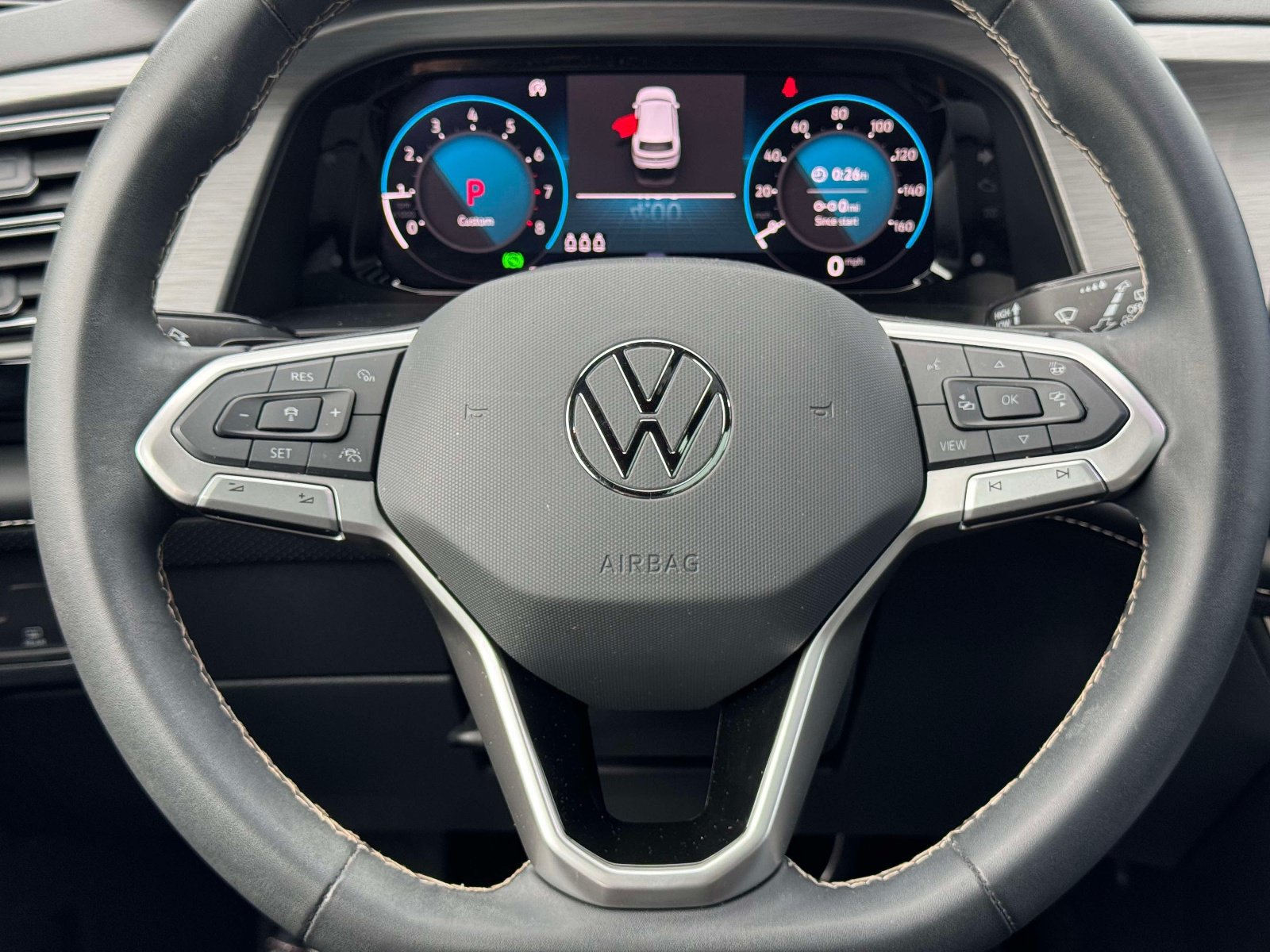 Certified 2024 Volkswagen Atlas Cross Sport SE w/ Panoramic Sunroof Package AWD/4WD image 22