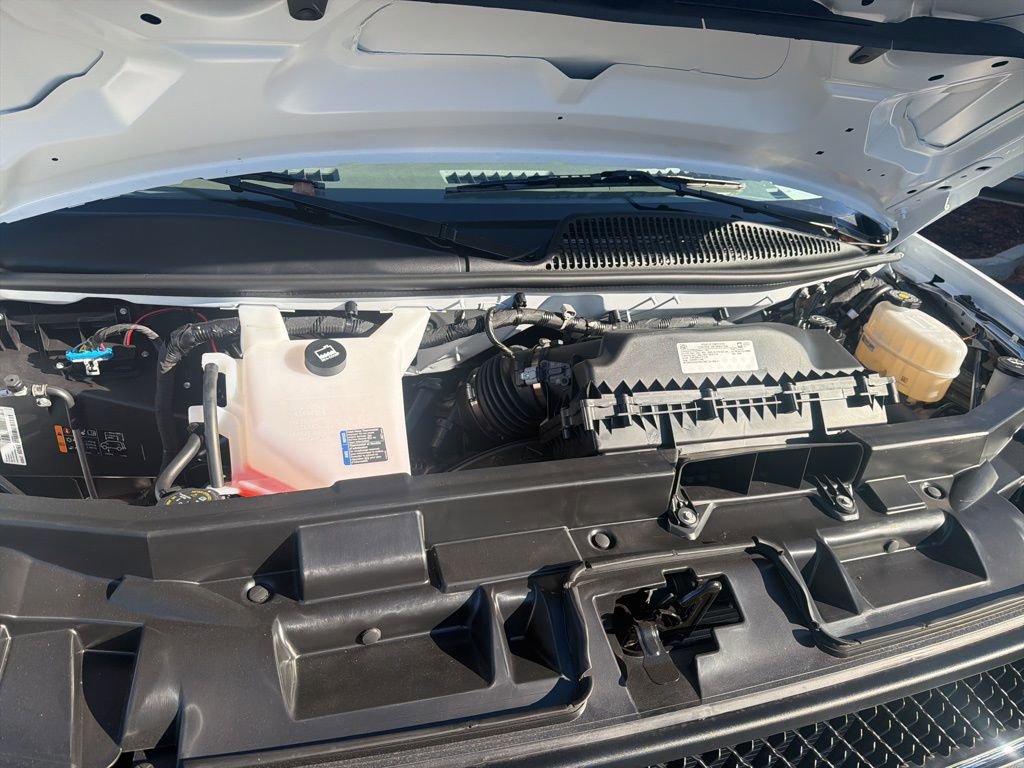 New 2025 Chevrolet Express 2500 Work Van w/ Driver Convenience Package image 40