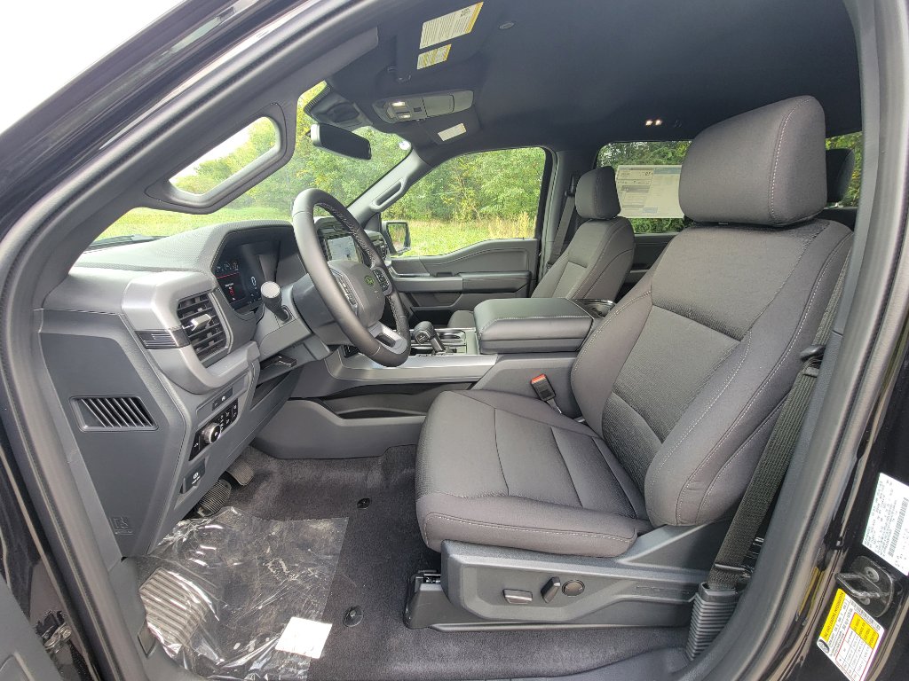 New 2025 Ford F150 XLT image 15