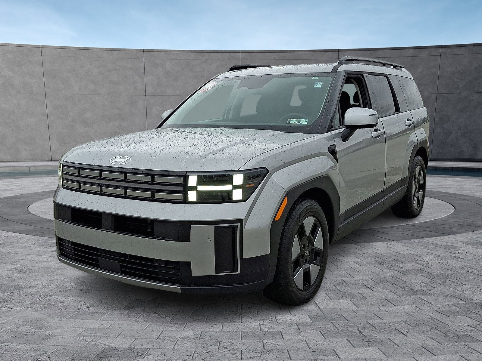 Used 2025 Hyundai Santa Fe SEL image 4