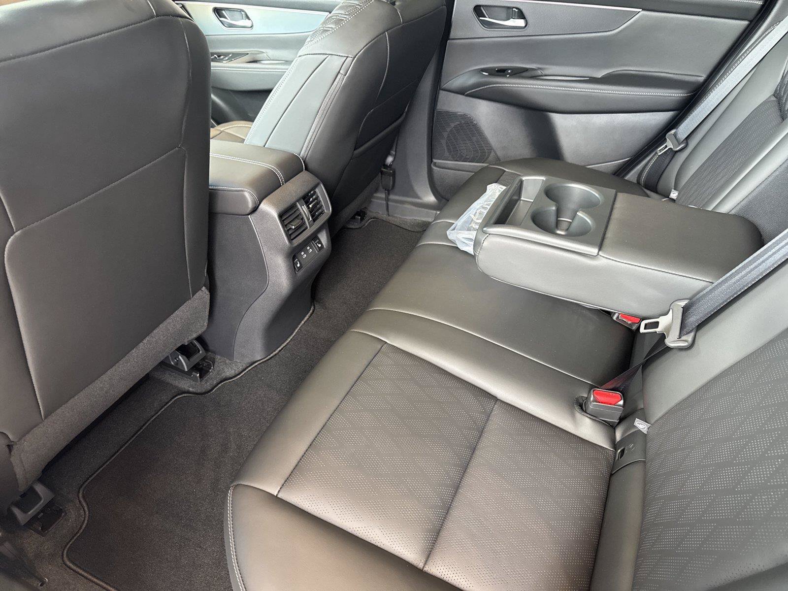 New 2027 Nissan Murano Platinum AWD/4WD image 21