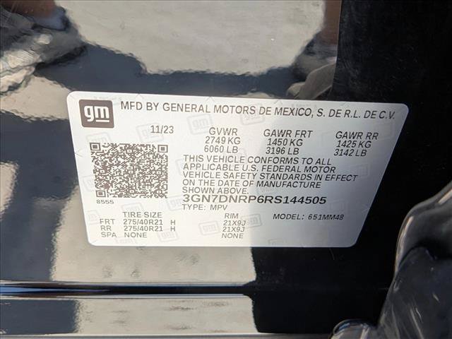Used 2024 Chevrolet Equinox EV RS FWD image 24
