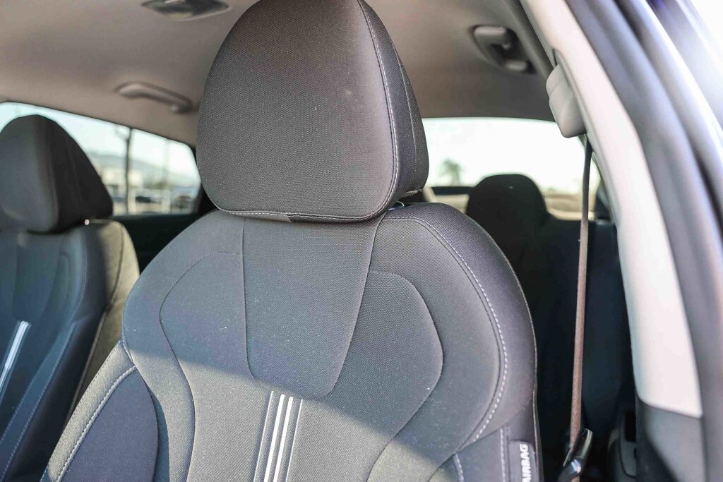 Used 2021 Hyundai Elantra SEL image 15