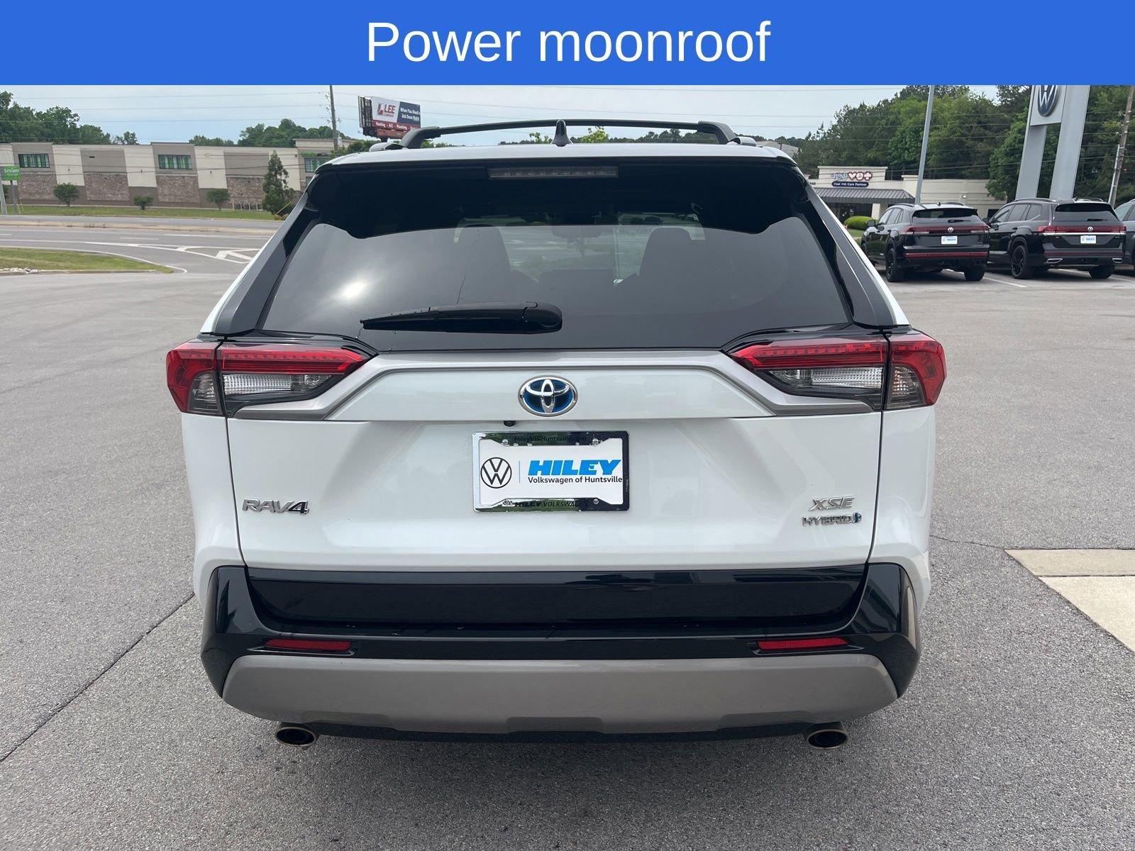 Used 2024 Toyota RAV4 XSE AWD/4WD image 7