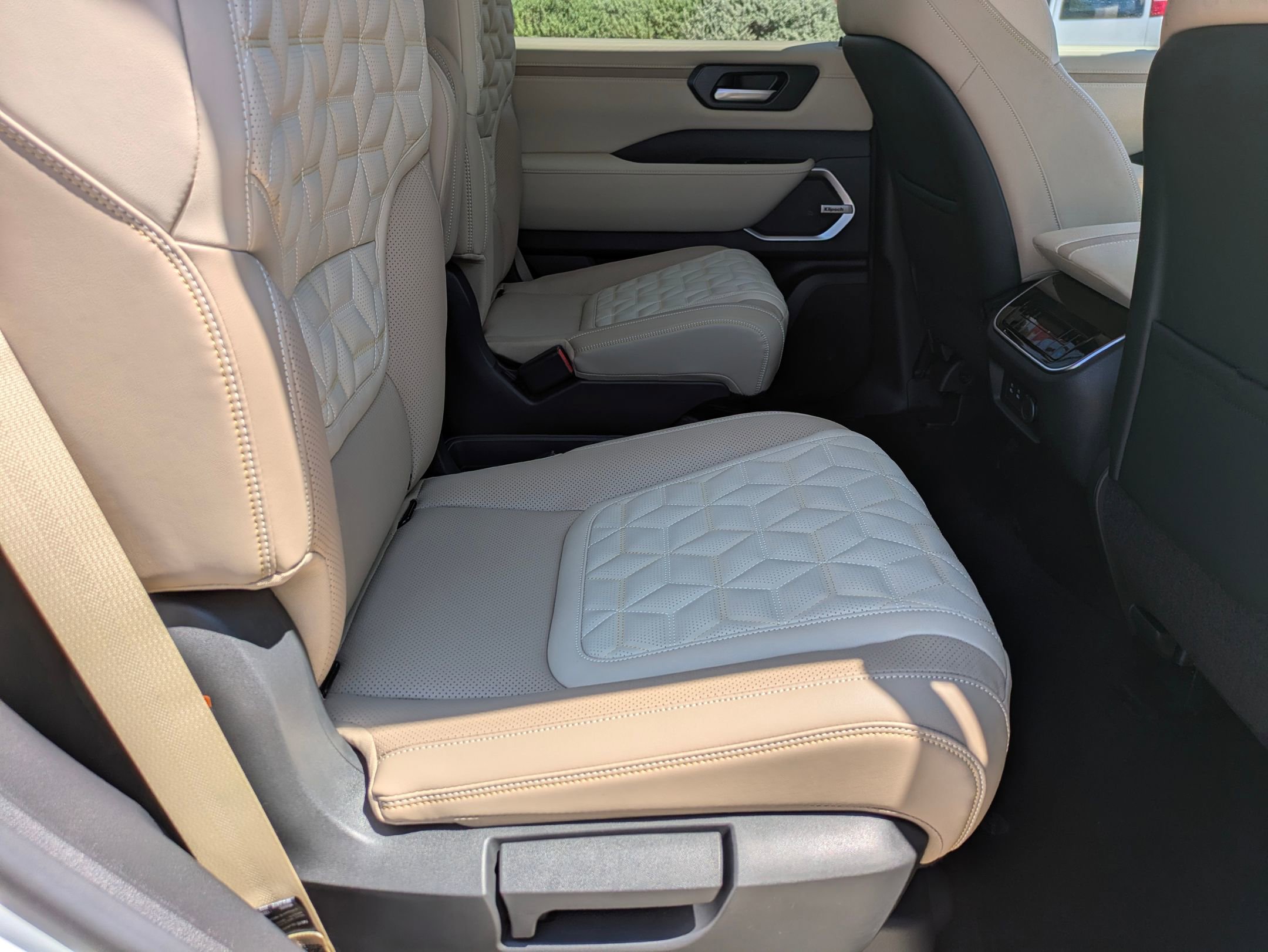 New 2026 Nissan Armada Platinum image 21