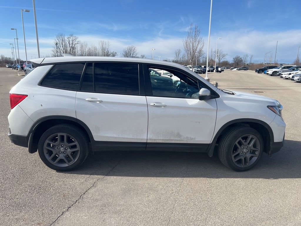 Used 2023 Honda Passport EX-L image 3