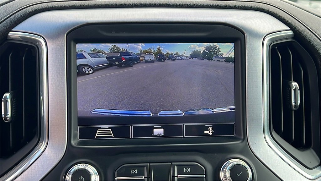 Used 2020 GMC Sierra 1500 SLE w/ SLE Value Package image 26