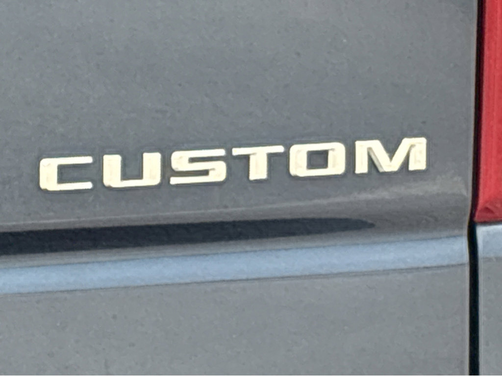 Used 2021 Chevrolet Silverado 1500 Custom image 22