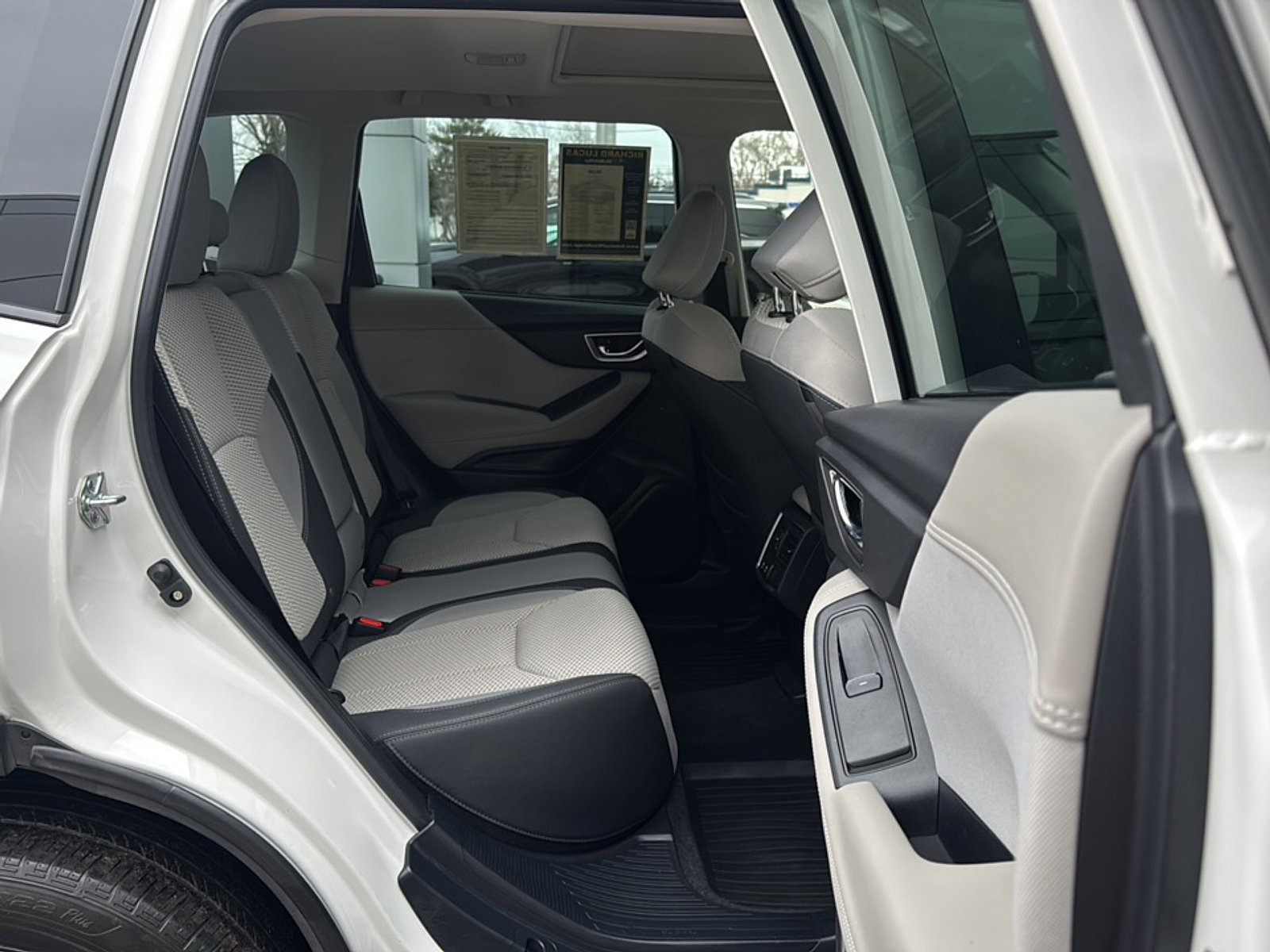 Certified 2023 Subaru Forester Premium AWD/4WD image 19