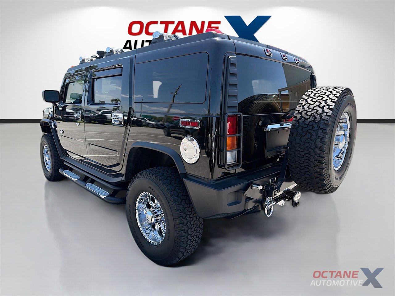 Used 2003 HUMMER H2 w/ Preferred Equipment Group image 5