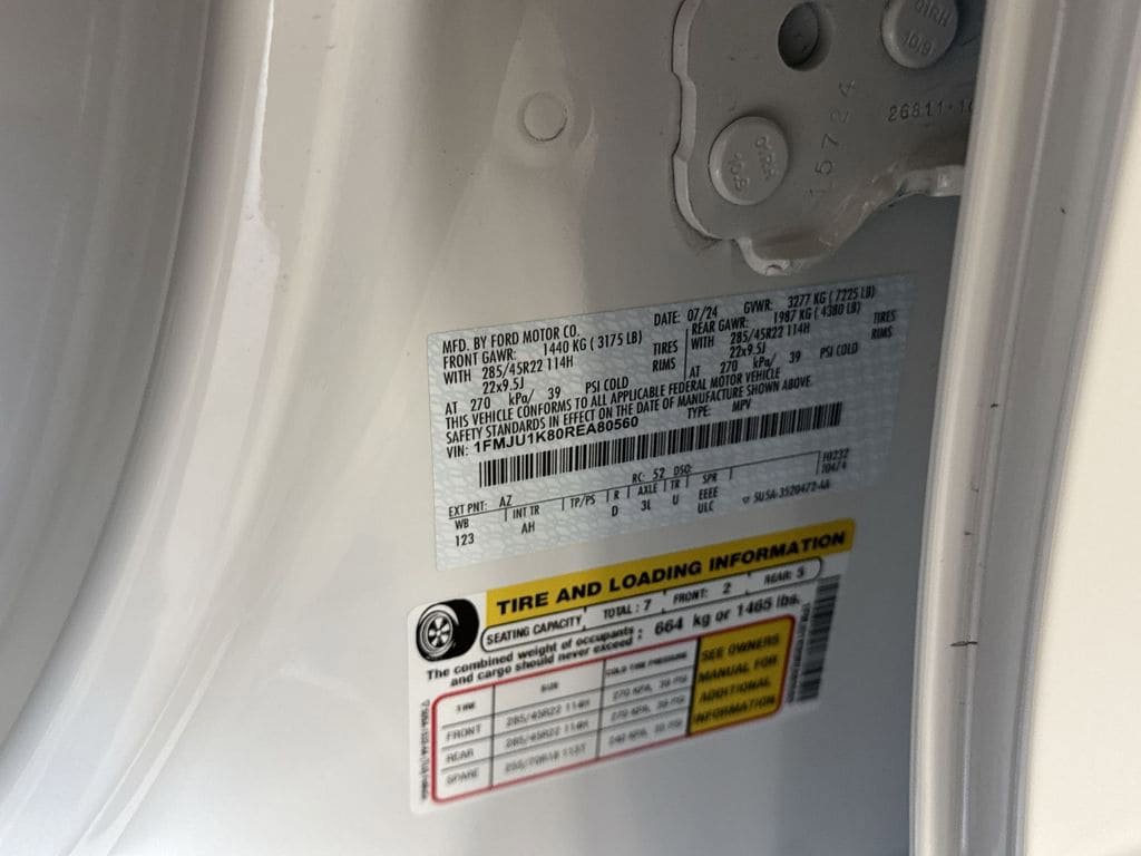 Used 2024 Ford Expedition Limited RWD image 35