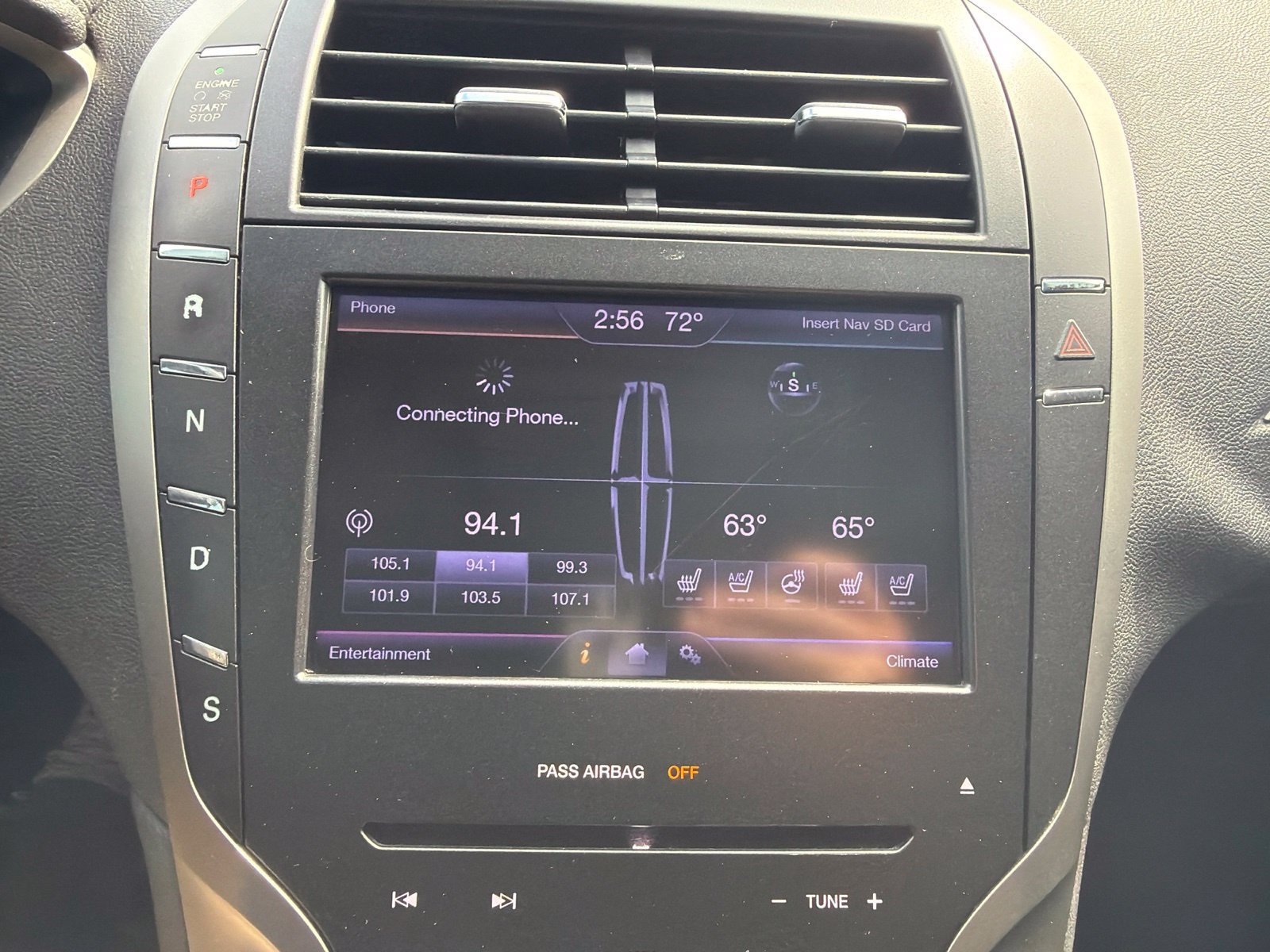Used 2013 Lincoln MKZ FWD image 14