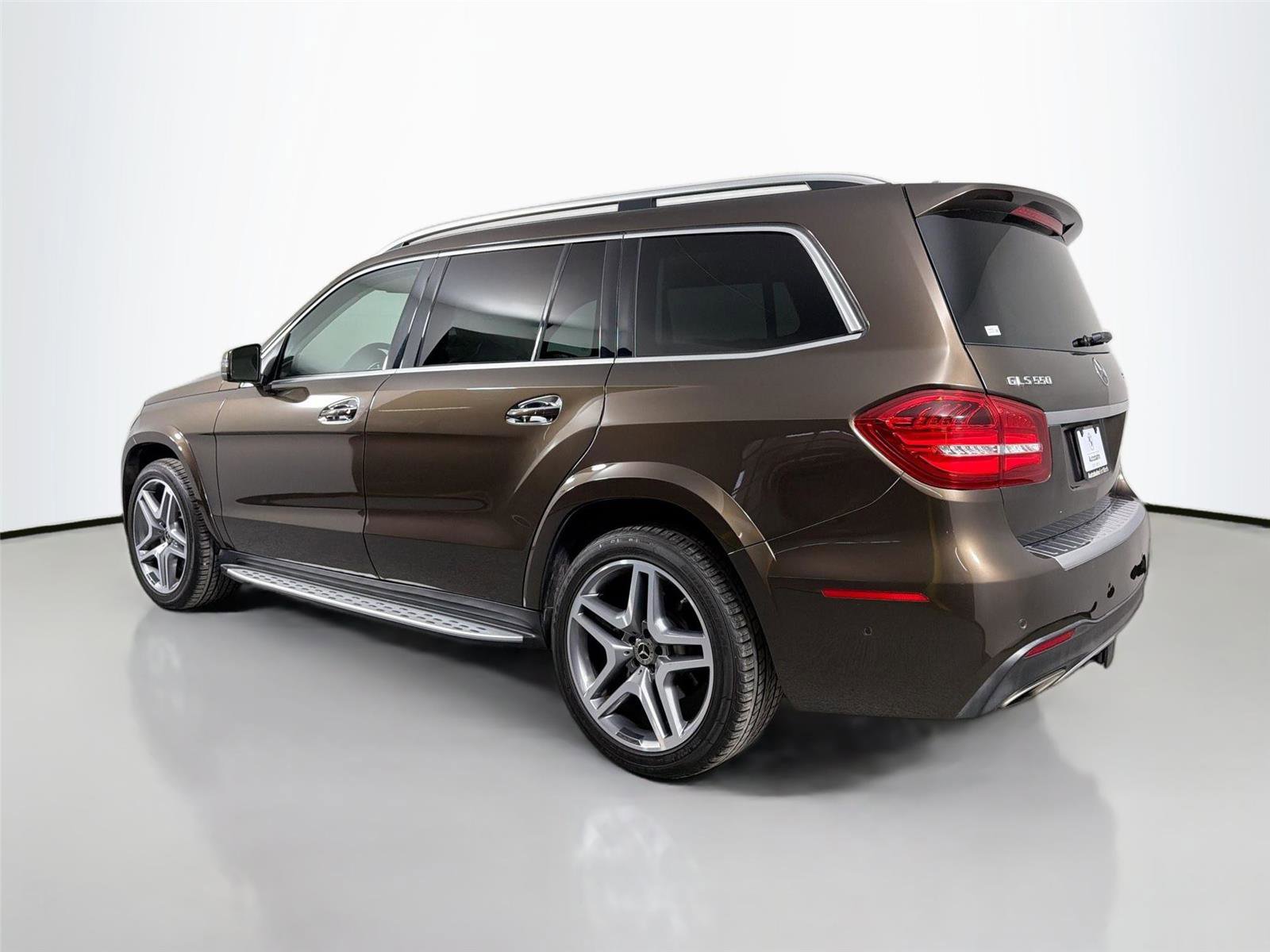Used 2017 Mercedes-Benz GLS 550 4MATIC image 7