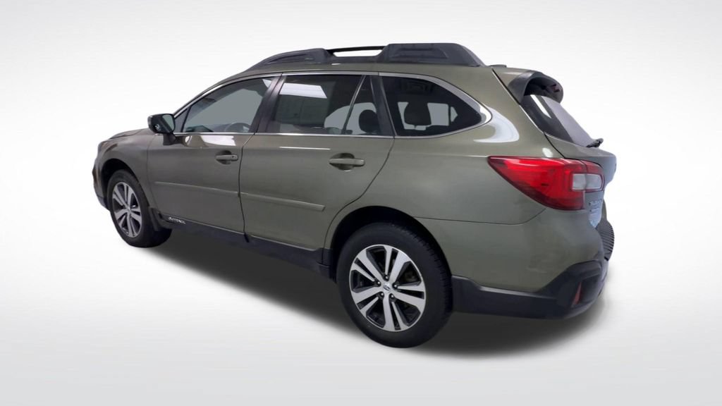 Used 2019 Subaru Outback 2.5i Limited AWD/4WD image 6