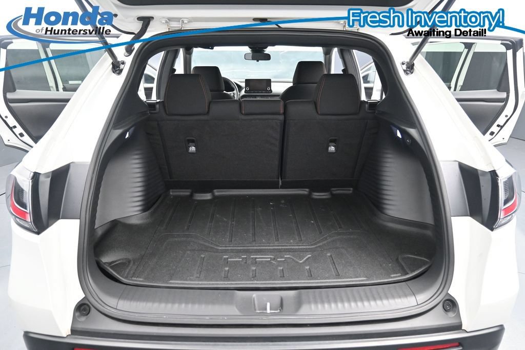 Used 2024 Honda HR-V Sport image 12