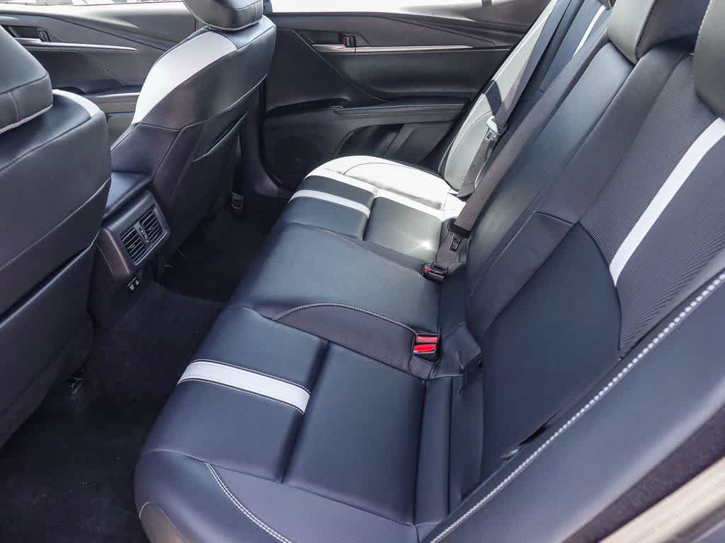 Used 2025 Toyota Camry SE FWD image 17