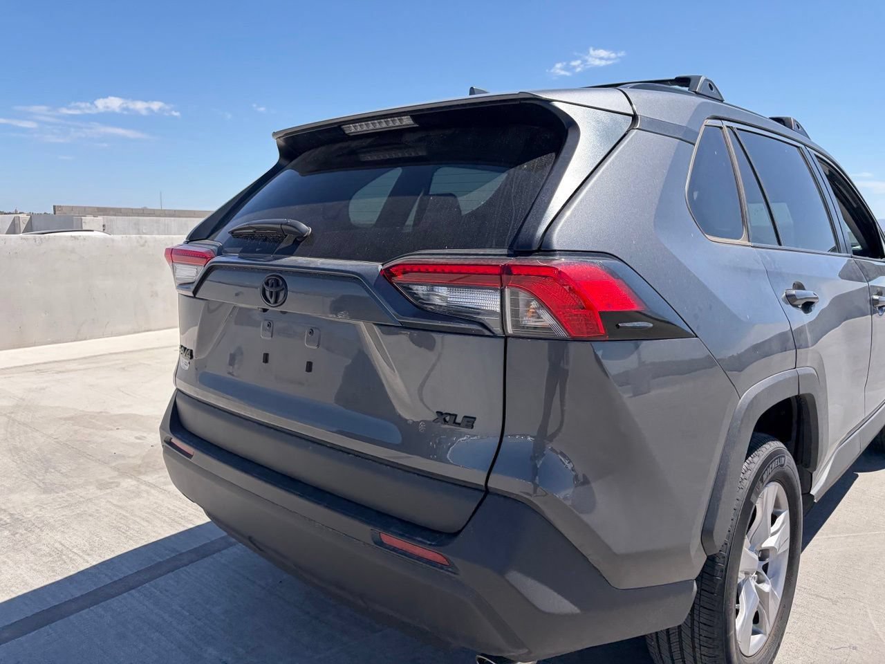 Used 2025 Toyota RAV4 XLE FWD image 4