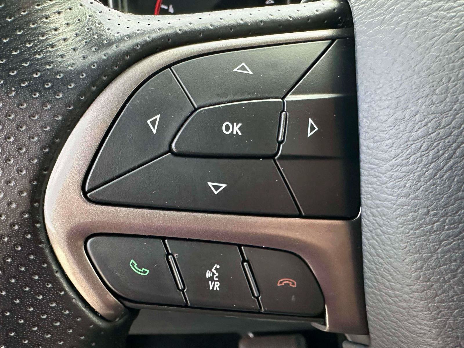 Used 2023 Dodge Durango SXT Launch Edition AWD/4WD image 19