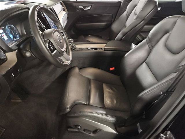 Used 2019 Volvo XC60 T5 Inscription w/ Protection Package Premier FWD image 17