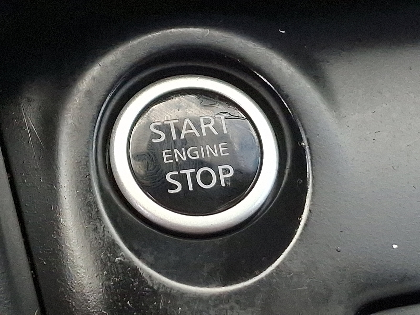 Used 2024 Nissan Kicks S image 23