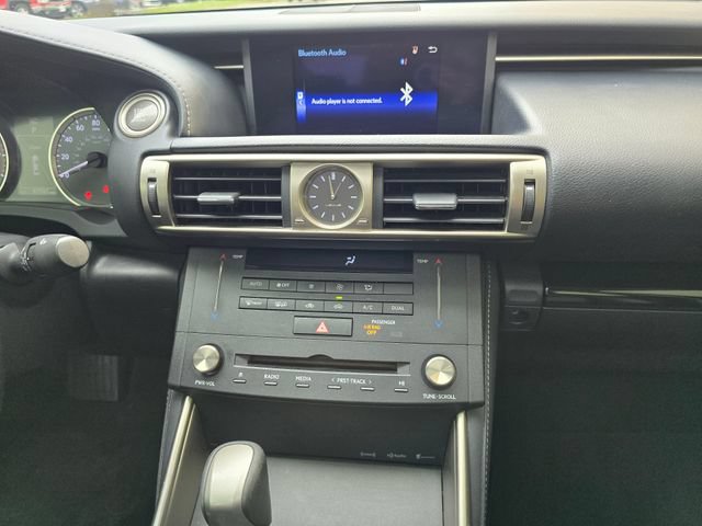 Used 2016 Lexus IS 200t RWD image 29