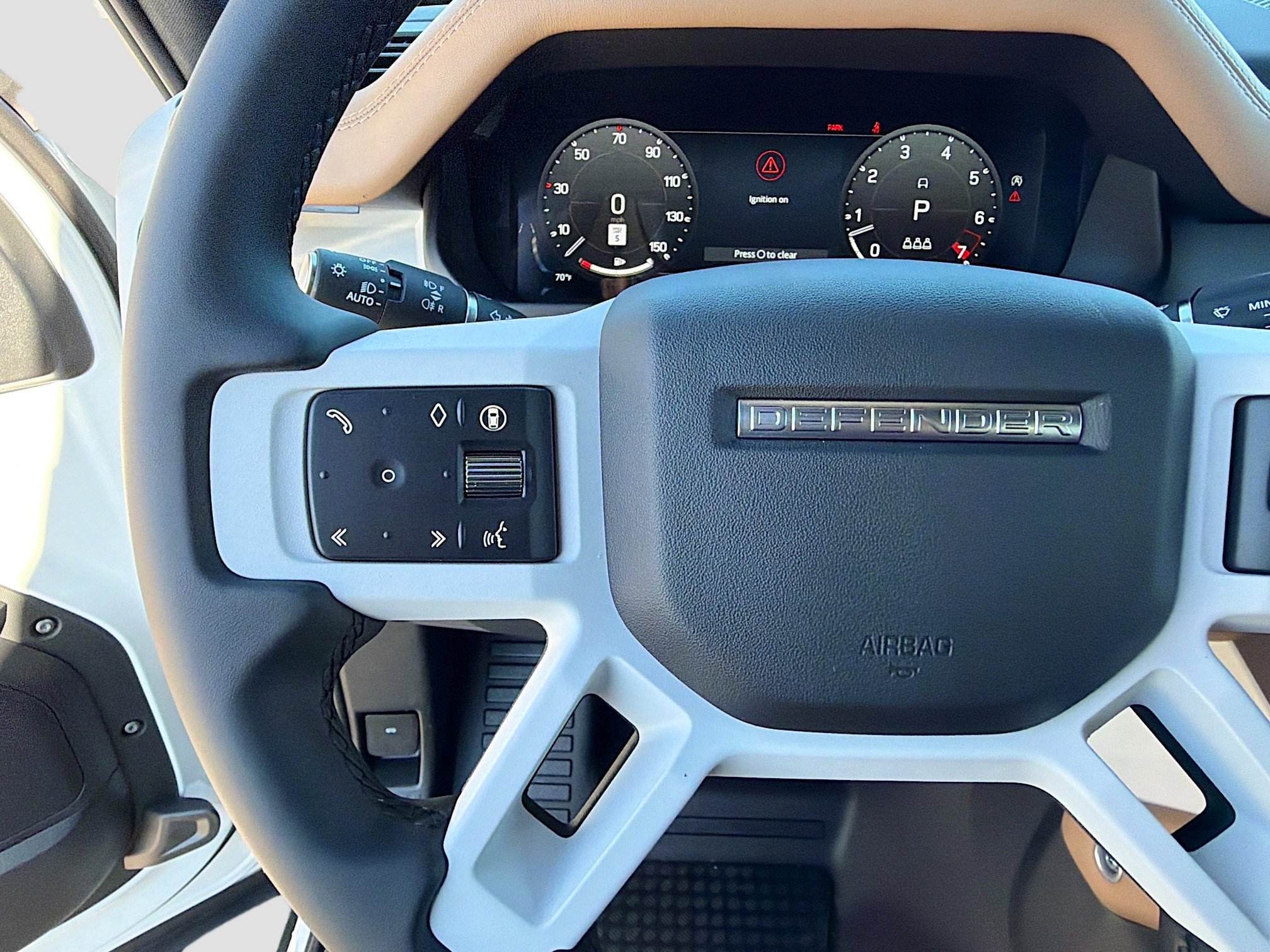 New 2026 Land Rover Defender 110 X-Dynamic SE image 36