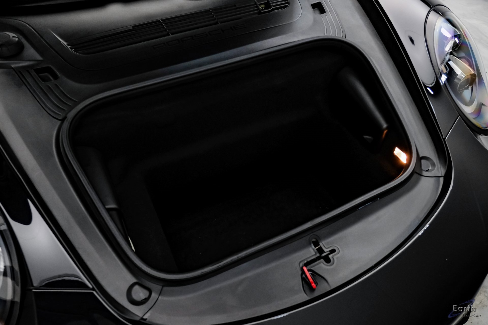 Used 2019 Porsche 911 Turbo image 88