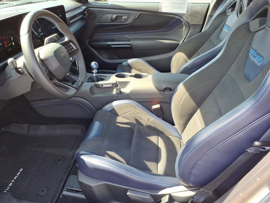 Used 2024 Ford Mustang Dark Horse image 10