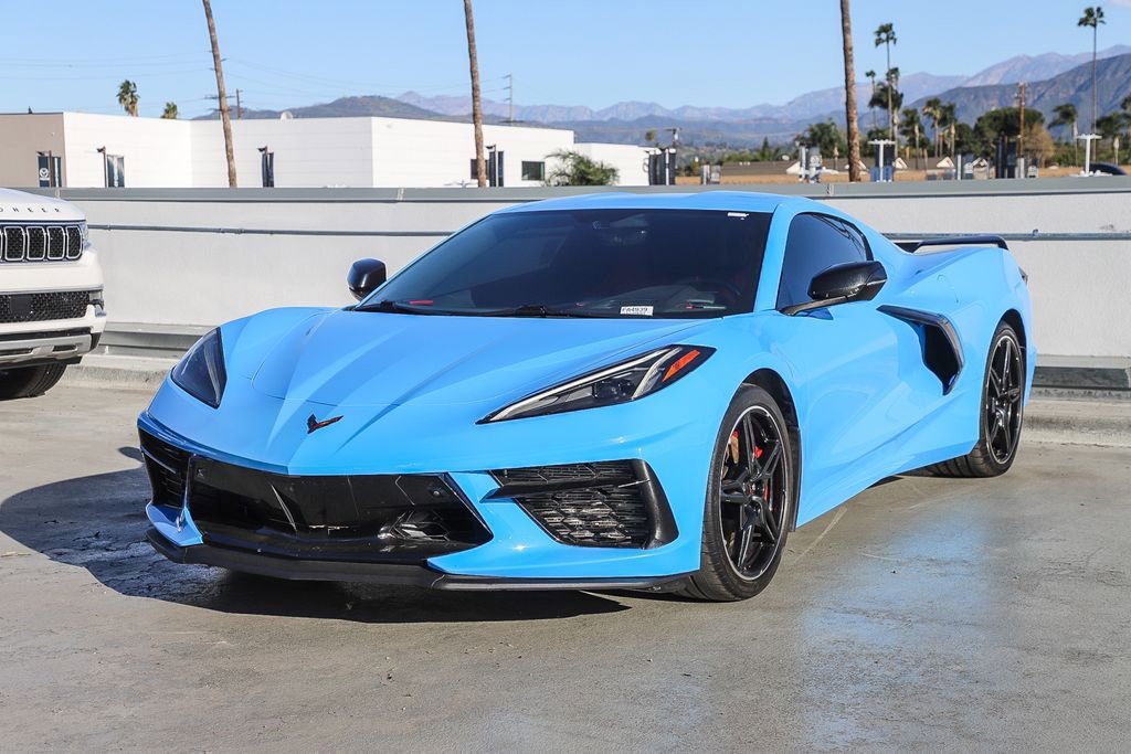 Used 2022 Chevrolet Corvette Stingray Preferred Cpe w/ Z51 Performance Package image 4
