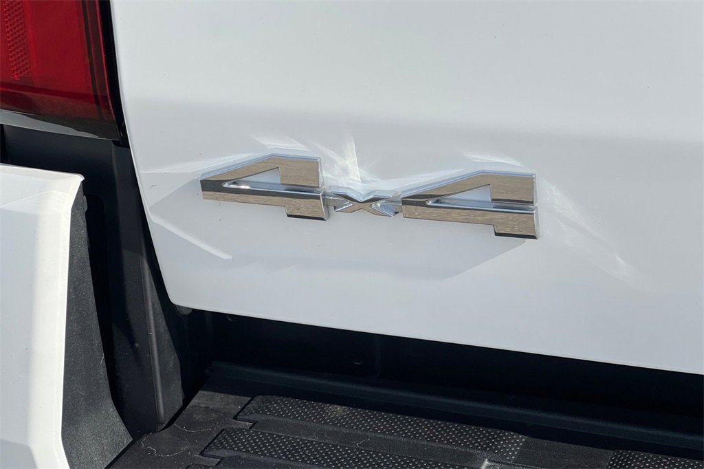 Certified 2025 Toyota Tacoma SR5 image 29